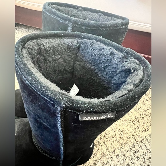 BEARPAW Emma tall boots in black - Picture 4 of 6